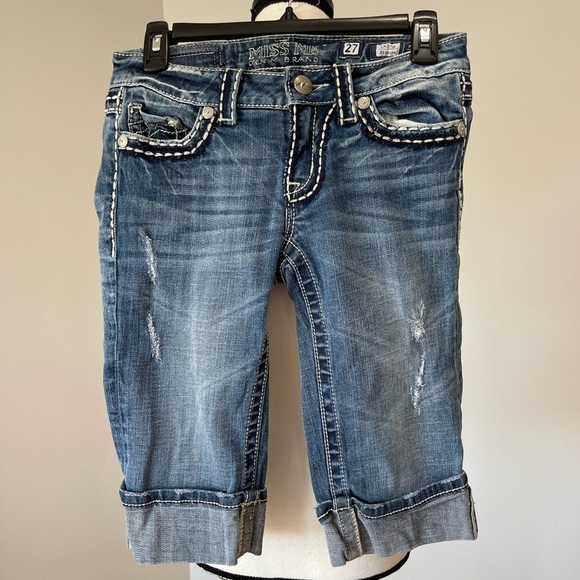 Miss Me Irene Bermuda tabbed pockets white stitching size 27 rocker modest denim - Picture 13 of 14